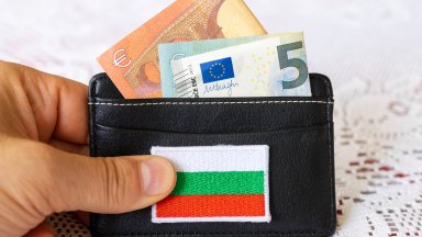 Власт, бизнес и синдикати сглобиха новата формула за минималната работна заплата