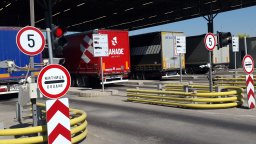 Турските митничари задържаха над 170 кг наркотици на границите с България и Гърция