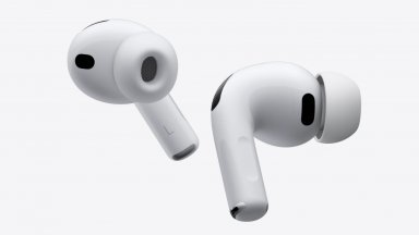 Apple загатна за "шпионските си" слушалки с камери