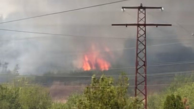 Пожар край Мездра доведе до евакуацията на детска градина и център за хора с увреждания