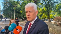 Димитър Стоянов: Потърсихме информация от Лондон за статията на "Файненшъл Таймс"
