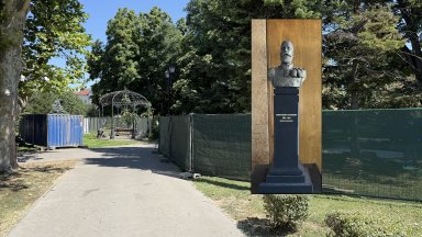 Русе издига триметров бюст-паметник на княз Александър I Батенберг