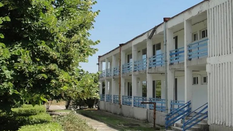 Сметната палата: 108 почивни бази за ученици у нас стоят затворени и се рушат