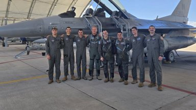 Шефът на ВСС от САЩ за българските пилоти на F-16: Инструкторите им са доволни (снимки)