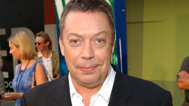 Отиде си звездата от "То" и "Сам вкъщи" Тим Къри 
