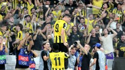 Мач за Шампионска лига: АЕК - "Левски" 3:0 (на живо), кошмарно полувреме за "сините"