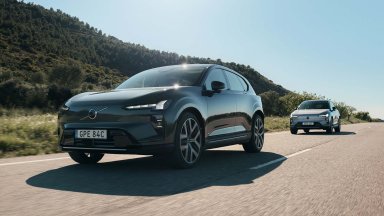 Новите модели на Volvo ще се предупреждават помежду си (видео)