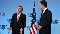 Ядреният стратег на САЩ: За да оцелее и да процъфтява, НАТО трябва да се промени