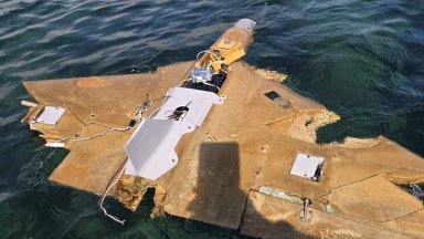 Военните унищожиха дрон в морето край остров Свети Иван (снимки)