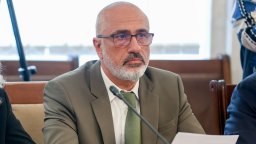 Депутат от ПБ: Псевдоинфлуенсърка се конфронтира с НСО и полиция и се изкара "жертва"