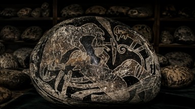 Камъните от Ика: Историята, която не би трябвало да съществува