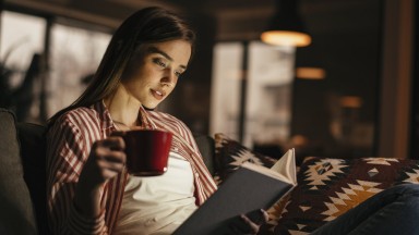 5 напитки, които е добре да пиете вечер - могат да помогнат за по-спокоен и пълноценен сън