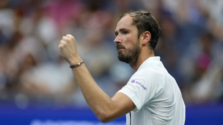Стабилен старт на US Open за Медведев, който поглежда към завръщане в топ 5 (Резултати)