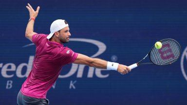 Дълго прекъсване извади от ритъм Григор и го поведе към изхода на US Open