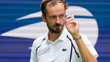 Мощният Медведев пречупи американец с 14 аса на US Open