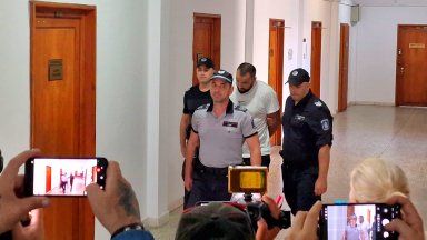 "Не знаех какво превозвам“: Оставиха в ареста шофьора на камиона с 340 кг наркотици