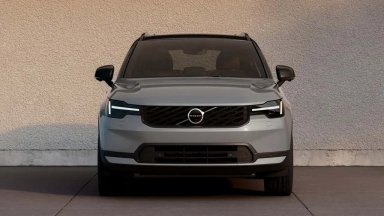Volvo обнови XC40 с нов дизайн и мек хибрид