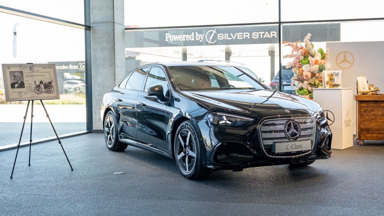 Новите S-класа и C-класа на Mercedes-Benz се срещнаха в София