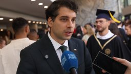 Пеканов: Създава се измислен скандал около помилваното от Йотова лице 