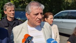 Прокуратурата разпита свидетел за взрива в "ЕМКО", проверява движението на боеприпасите