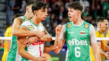 Ключов мач на Евроволей: България - Украйна 23:25, 22:25, 25:21, 0:0 (на живо)