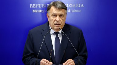 Просветният министър на 15 септември: Децата да се учат да задават въпроси и да търсят отговори