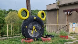В неделя часовниците се връщат един час назад, припомнят от Българския институт по метрология